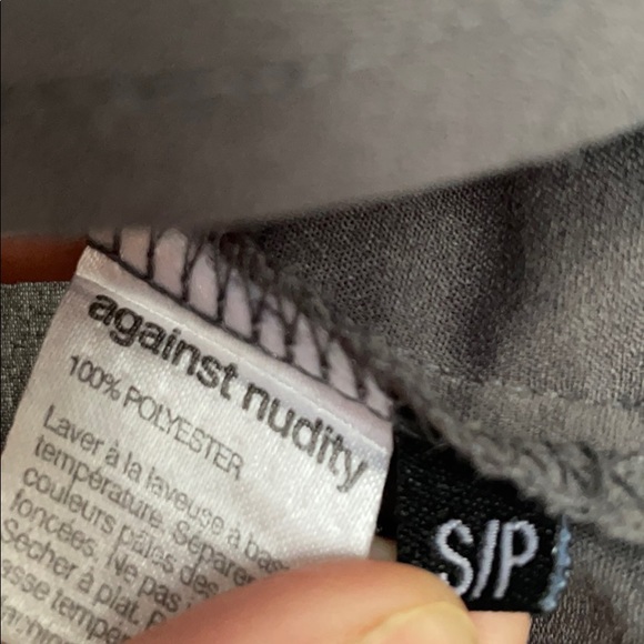 Against Nudity grey blouse - Picture 4 of 5